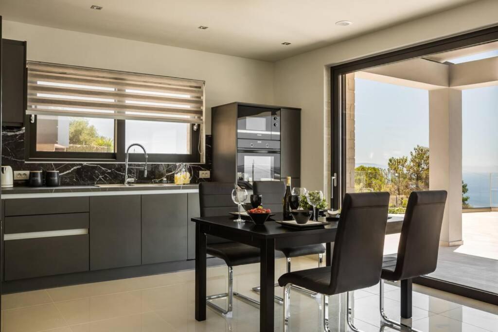 Panorama Blue Kefalonia - Luxury In Lourdata Villa *