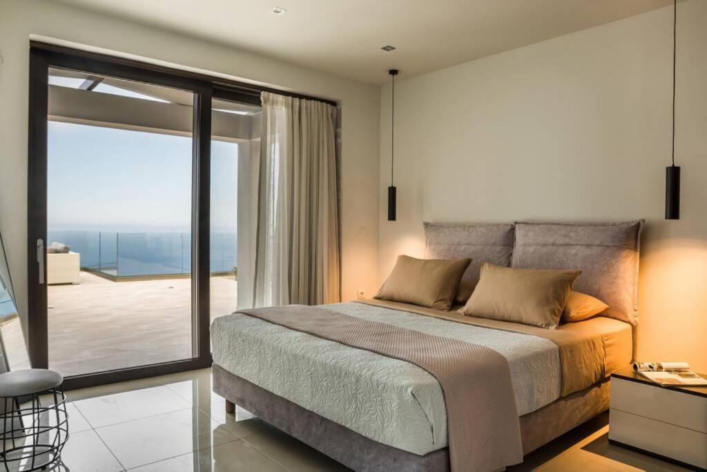 Panorama Blue Kefalonia - Luxury In Lourdata